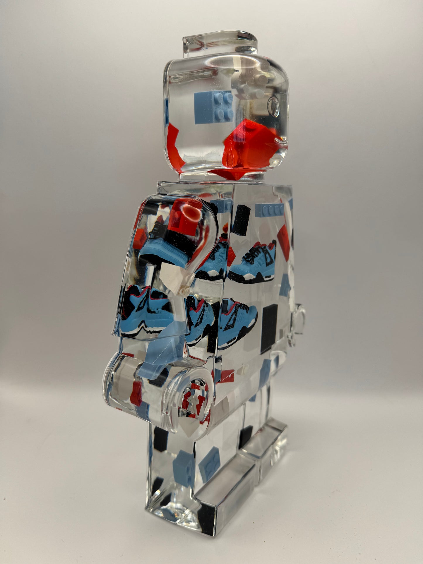 Air Jordan 4 Retro "Travis Scott - Cactus Jack Minifig Resin Robot Art
