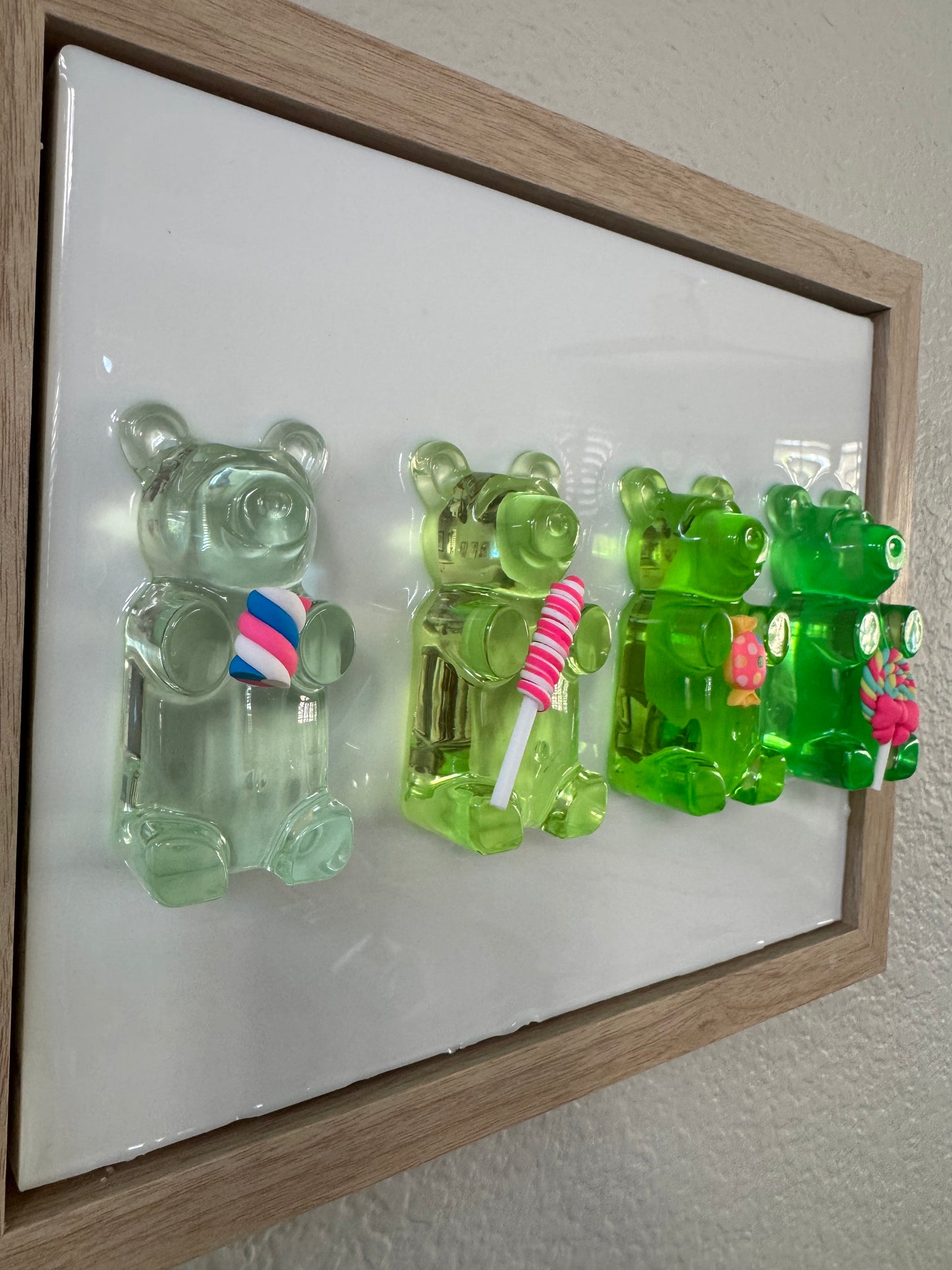 (4) 3" Green Candy Ombre Bears On Canvas & Frame