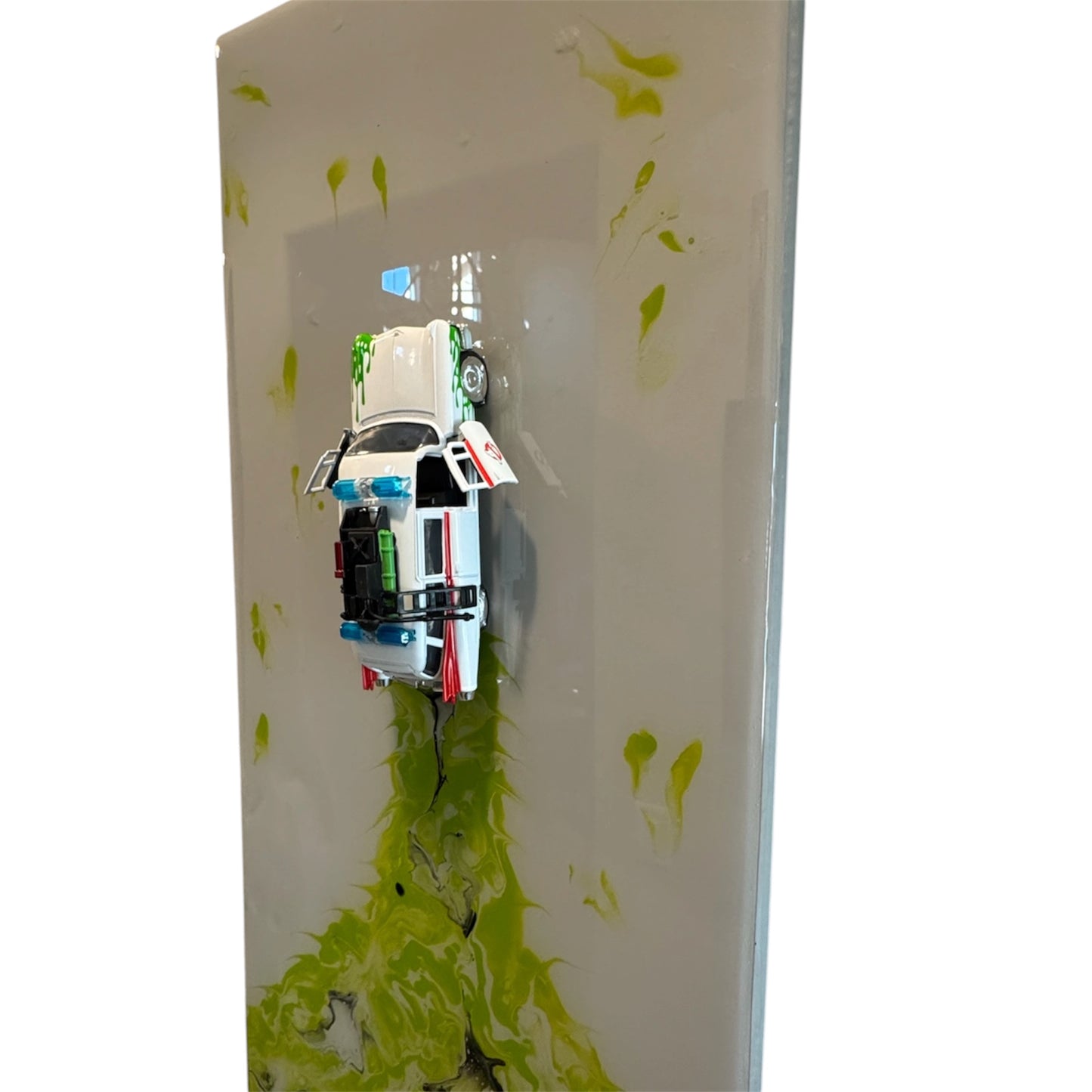 Ecto-1 Ghostbusters Cadillac Miller-Meteor Futura Resin Wall Art  20x10